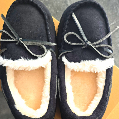 Kids unisex black faux fur - faux,