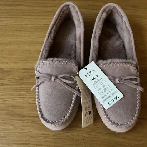 Women slippers size uk - m&s,