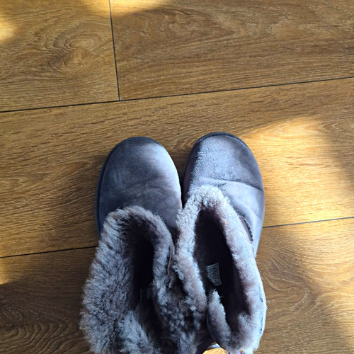 Ugg grey suede sheepskin lined - ugg,